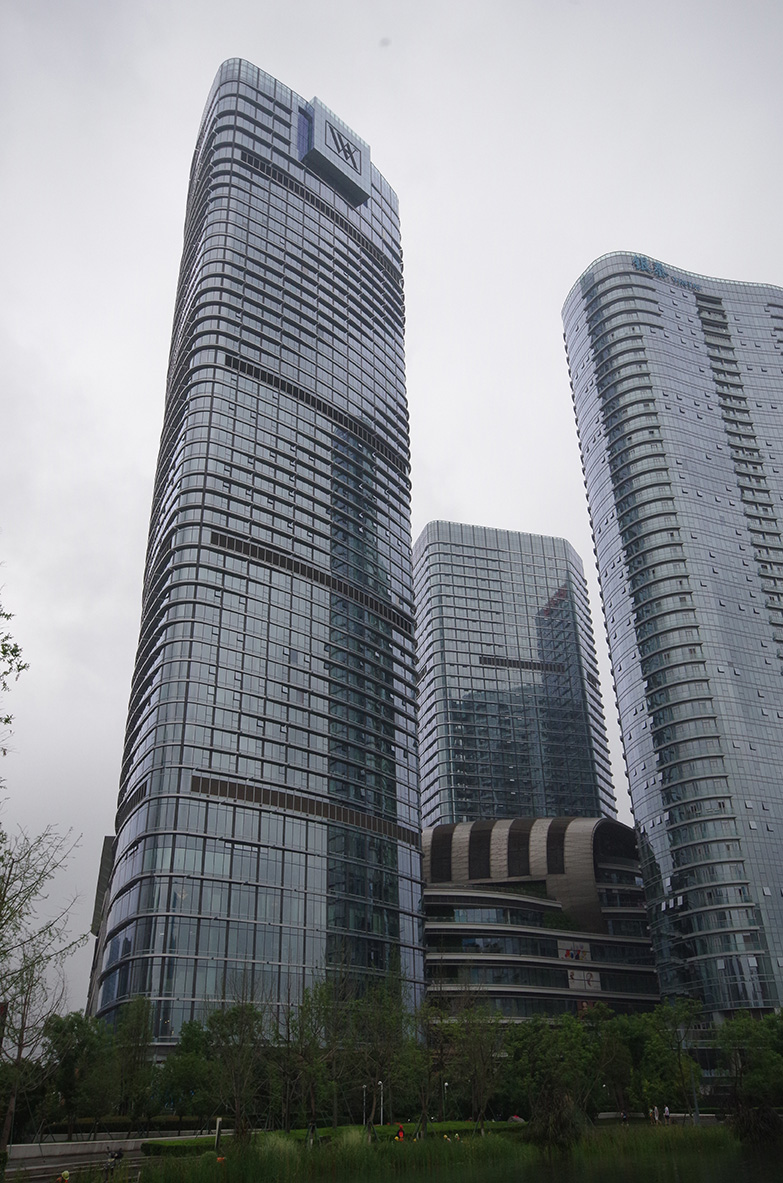 华尔道夫1.JPG